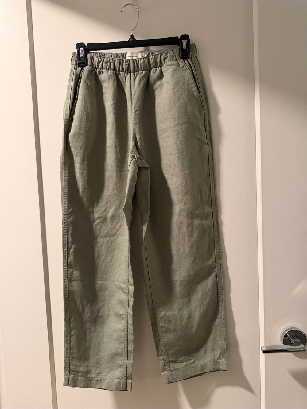 Abercrombie & Fitch Women's Olive Green Chino Pants